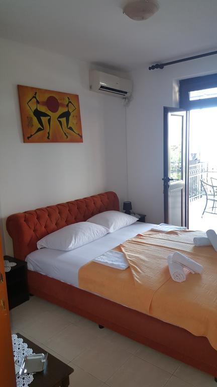 Guest House Ivo Jovanovic Sveti Stefan Exterior photo